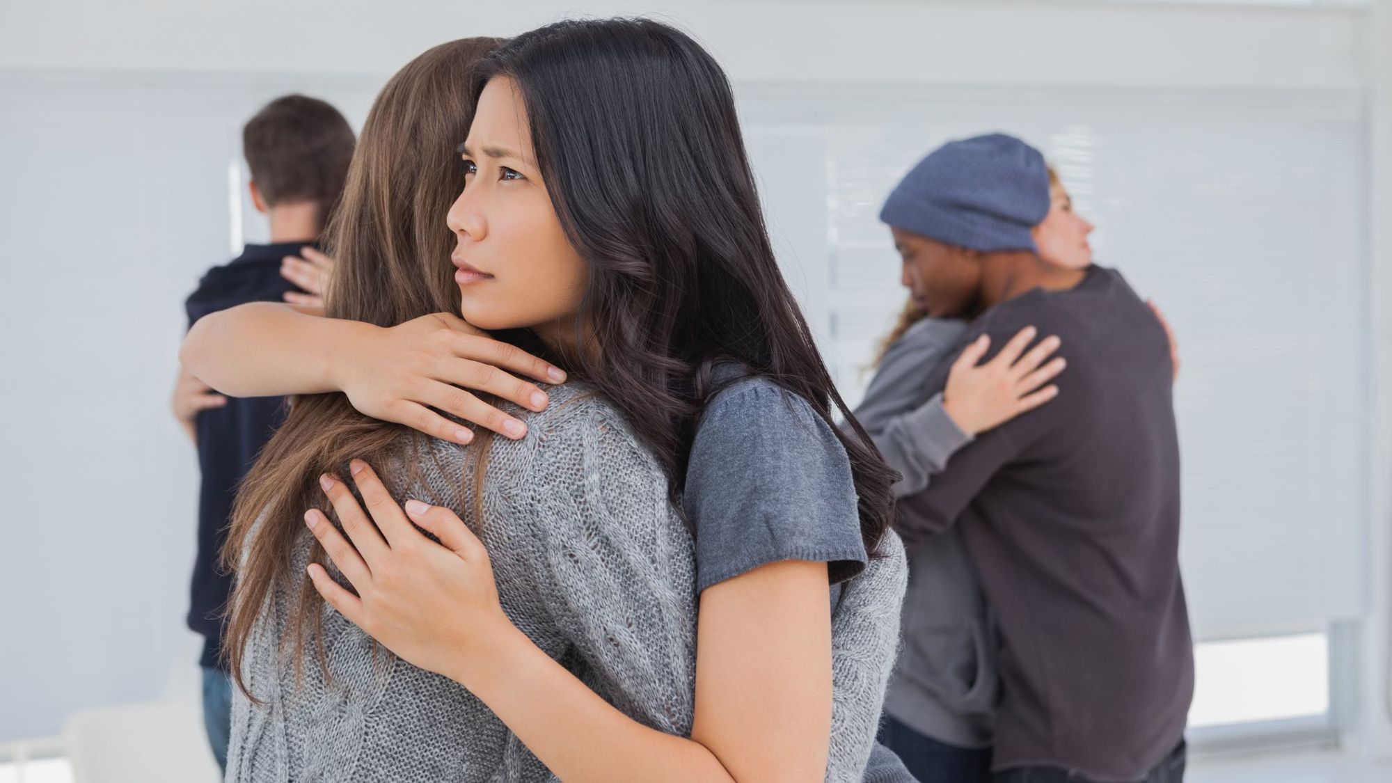 "Should You Be Giving Your Co-Workers Daily Hugs? The Surprising Power of Workplace Cuddles!